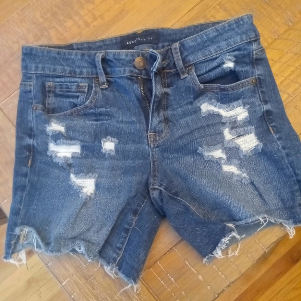 Low rise midi shorts